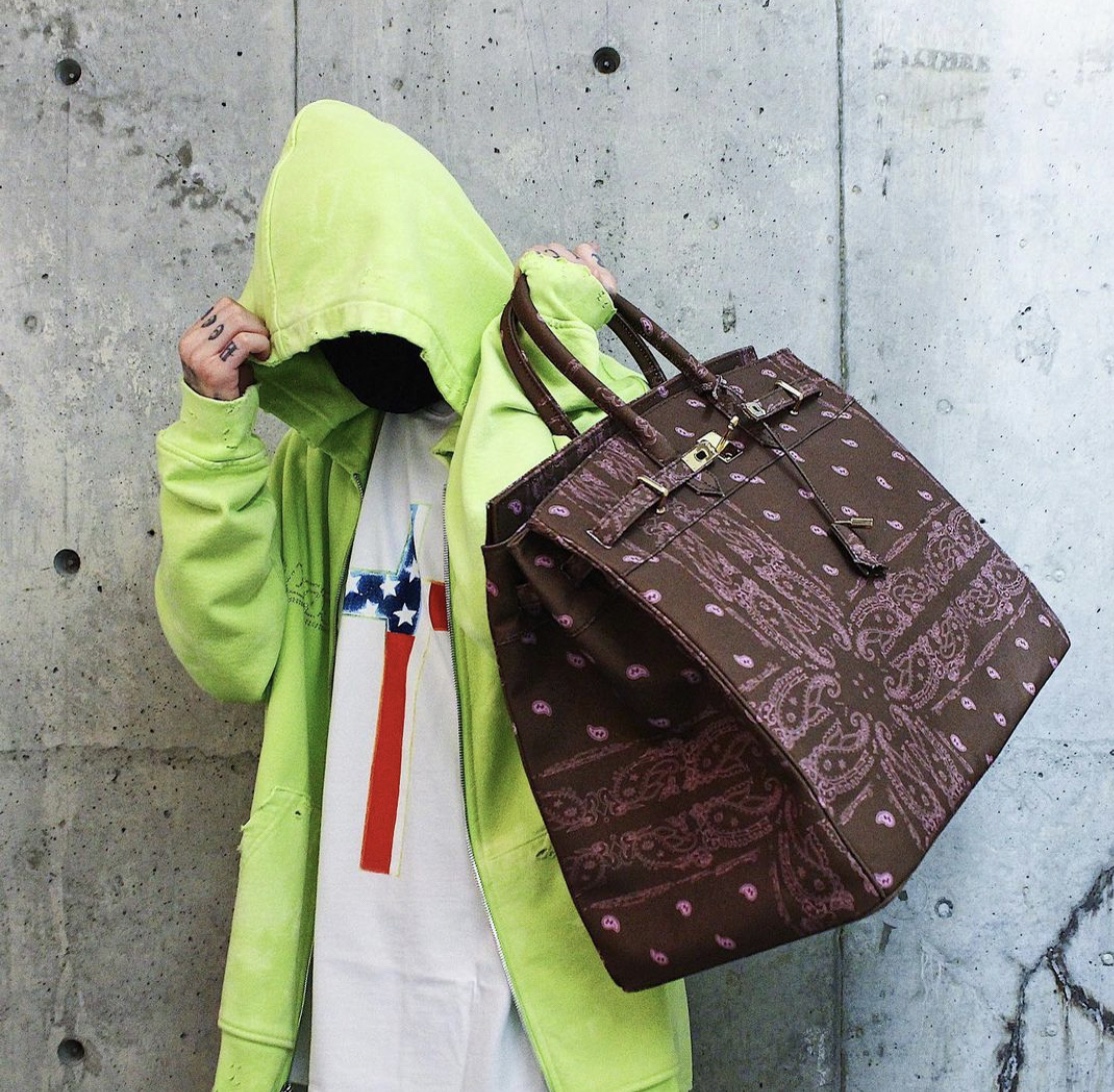 ショルダーバッグ the world is yours bag